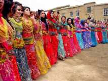 Kurdish girls dance